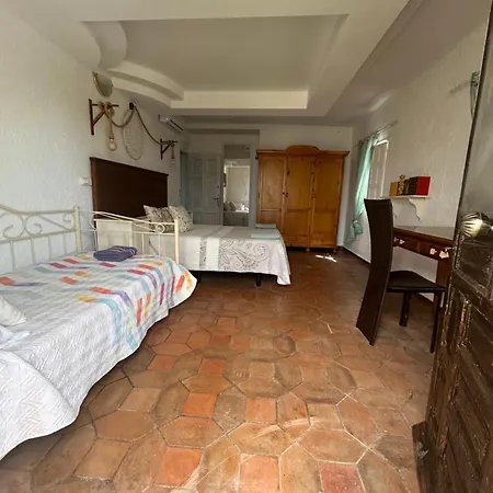Tres Patas Complejo Rural 3* Enix