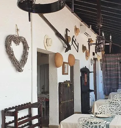 Tres Patas Complejo Rural Hotel 3*